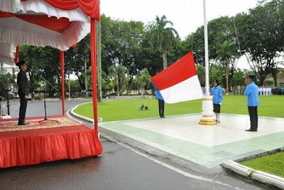 Dipimpin Gubernur Irwan, Upacara Sumpah Pemuda Bertabur Hadiah dan Penghargaan